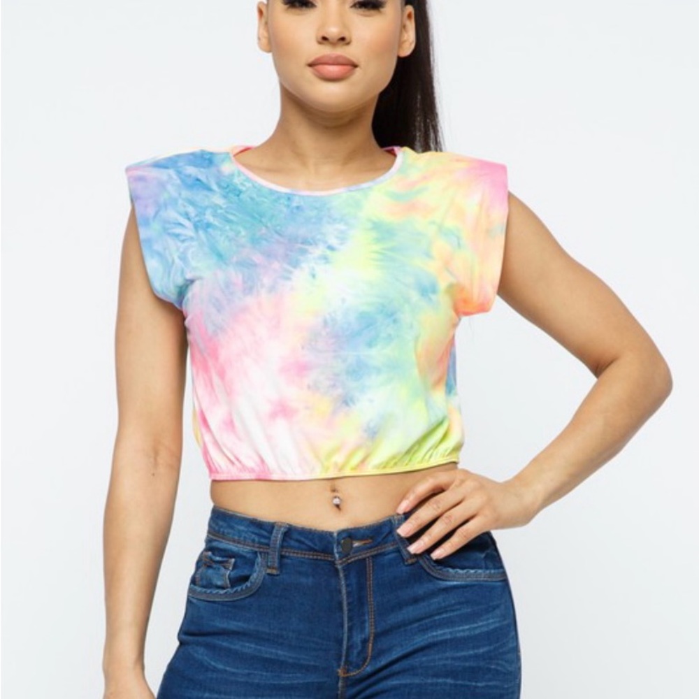 Tye-dye crop top with elastic arms and waist